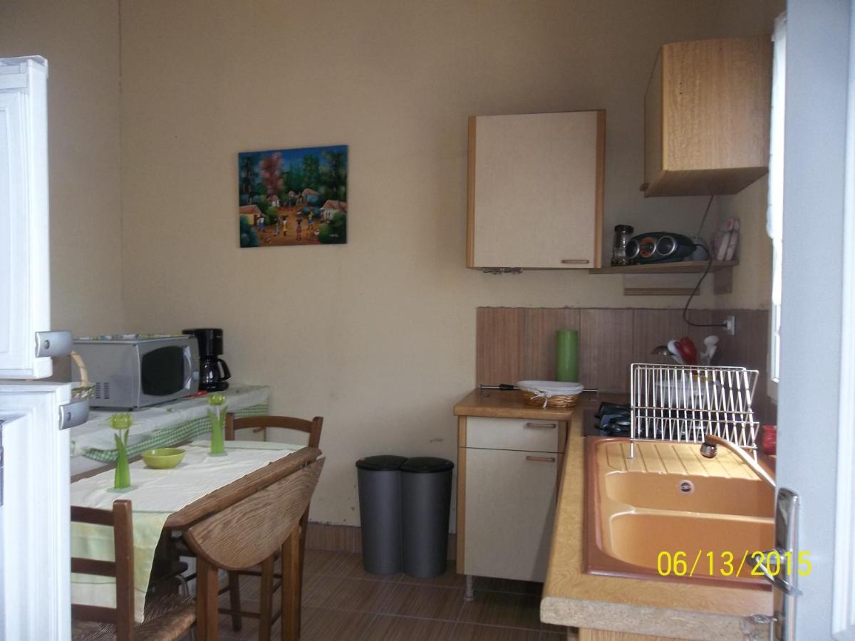 Alaguyauder La Chambre Chatillon-sur-Broue Buitenkant foto